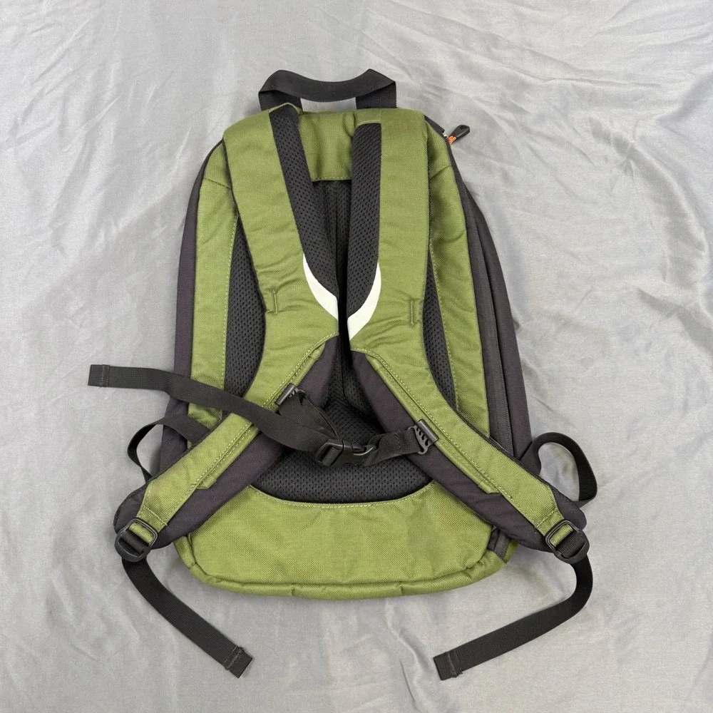 REI Co-op Cordura Backpack Olive Green Black Daypack Slim Hiking Bag Mens
